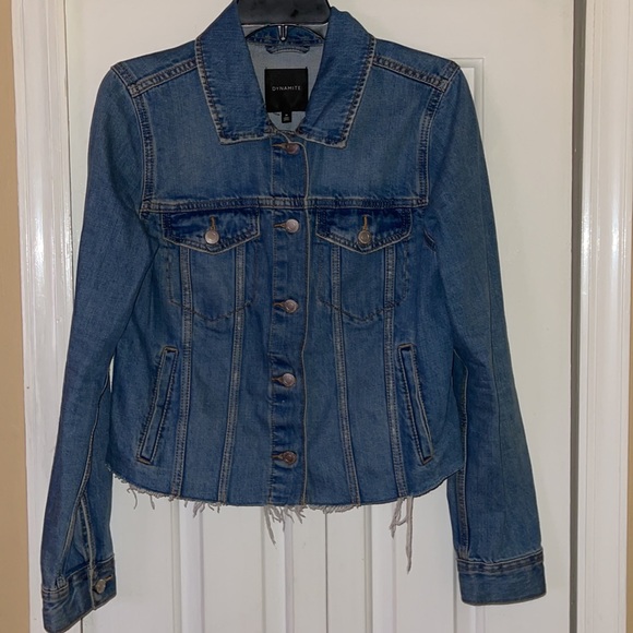 Dynamite Denim Jacket💙 - Picture 1 of 7